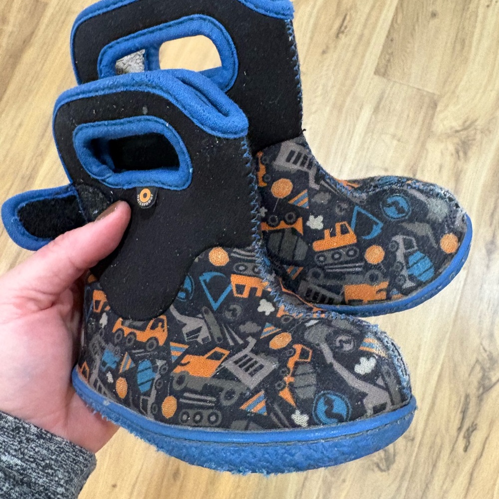 Toddler bogs